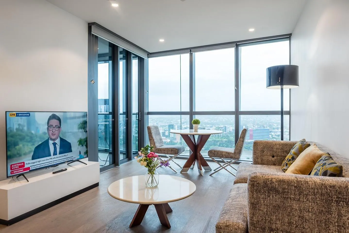 River View Central Brisbane 1Bedroom Apartment