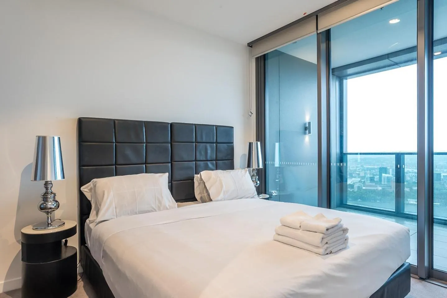 River View Central Brisbane 1Bedroom Apartment